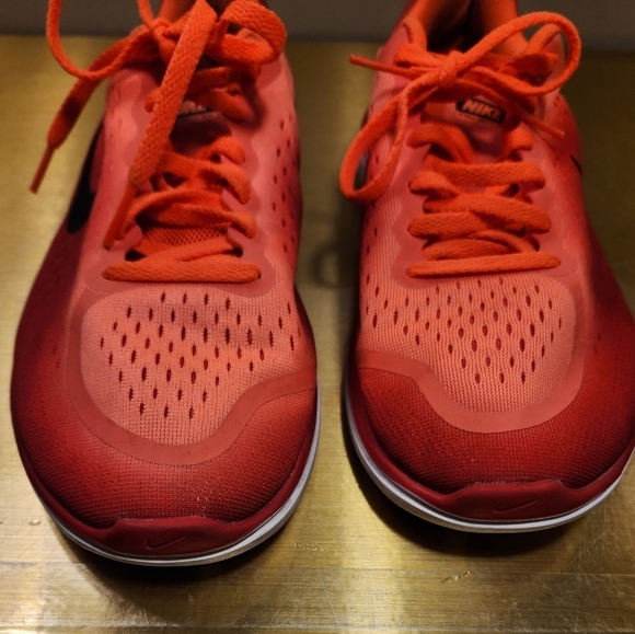 Youth Nike Flex 2017 RN sneakers. Size 7Y - Picture 6 of 10